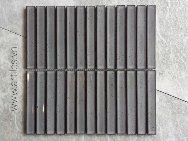 [DSC-2215] GẠCH MOSAIC QUE ĐŨA 2215 Màu xám gốm sứ phủ men KT 20 x 145 mm