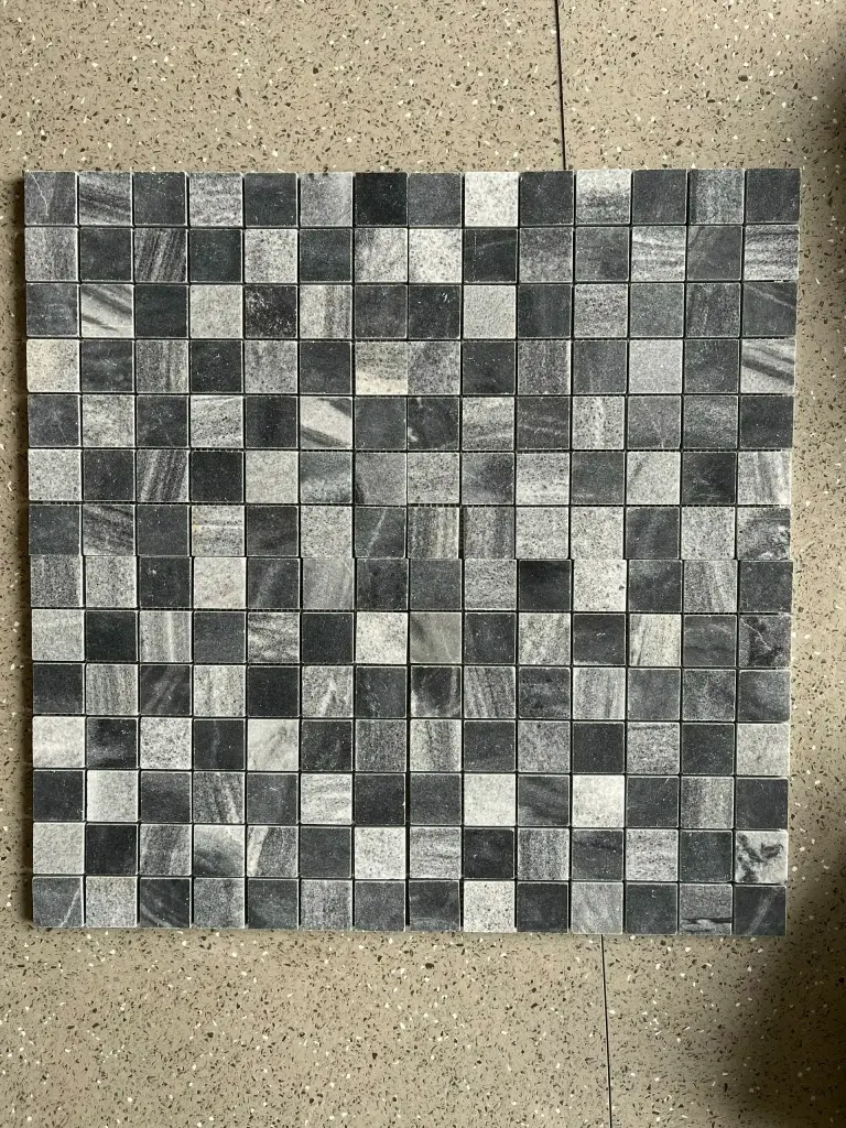 Gạch Mosaic đá tự nhiên KT chip 42x42 mm mã LUX-42PV004