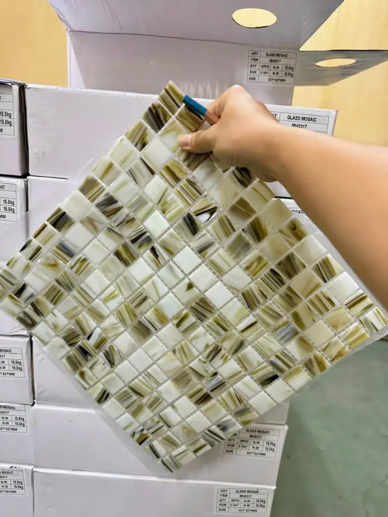 Gạch mosaic thủy tinh cao cấp MH 2317