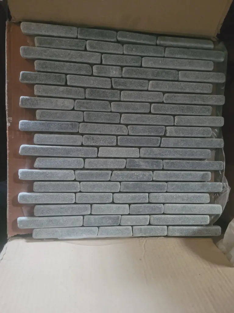 [DSC-LUX-15QR004] Mosaic đá tự nhiên rung đen NA 15mm LUX-15QR004