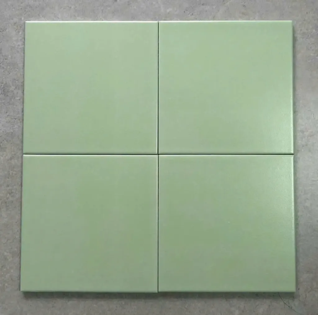 [DSC-ADP37] Gạch bông xanh mint men matt, KT 200x200mm, mã ADP37 ( thùng 25 viên/1.44m2)